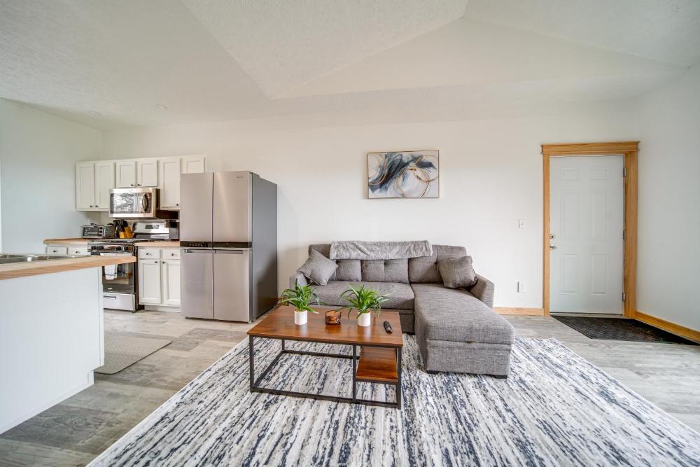 4 Mi to Lake Erie Access Condo on the Greens